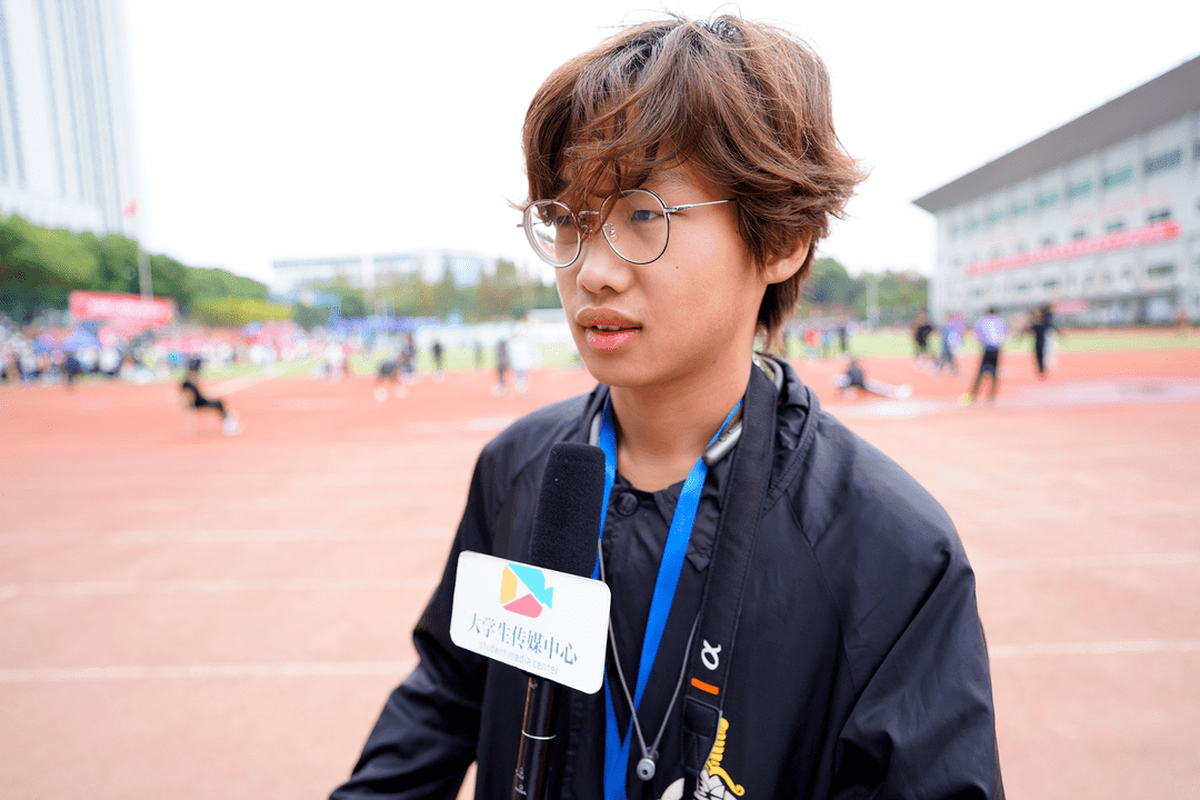 意大利杯倒计时,犹他爵士赛前远射贴柱,细节引发关注,赛场秩序良好,心理建设被强调的简单介绍-九博网页版