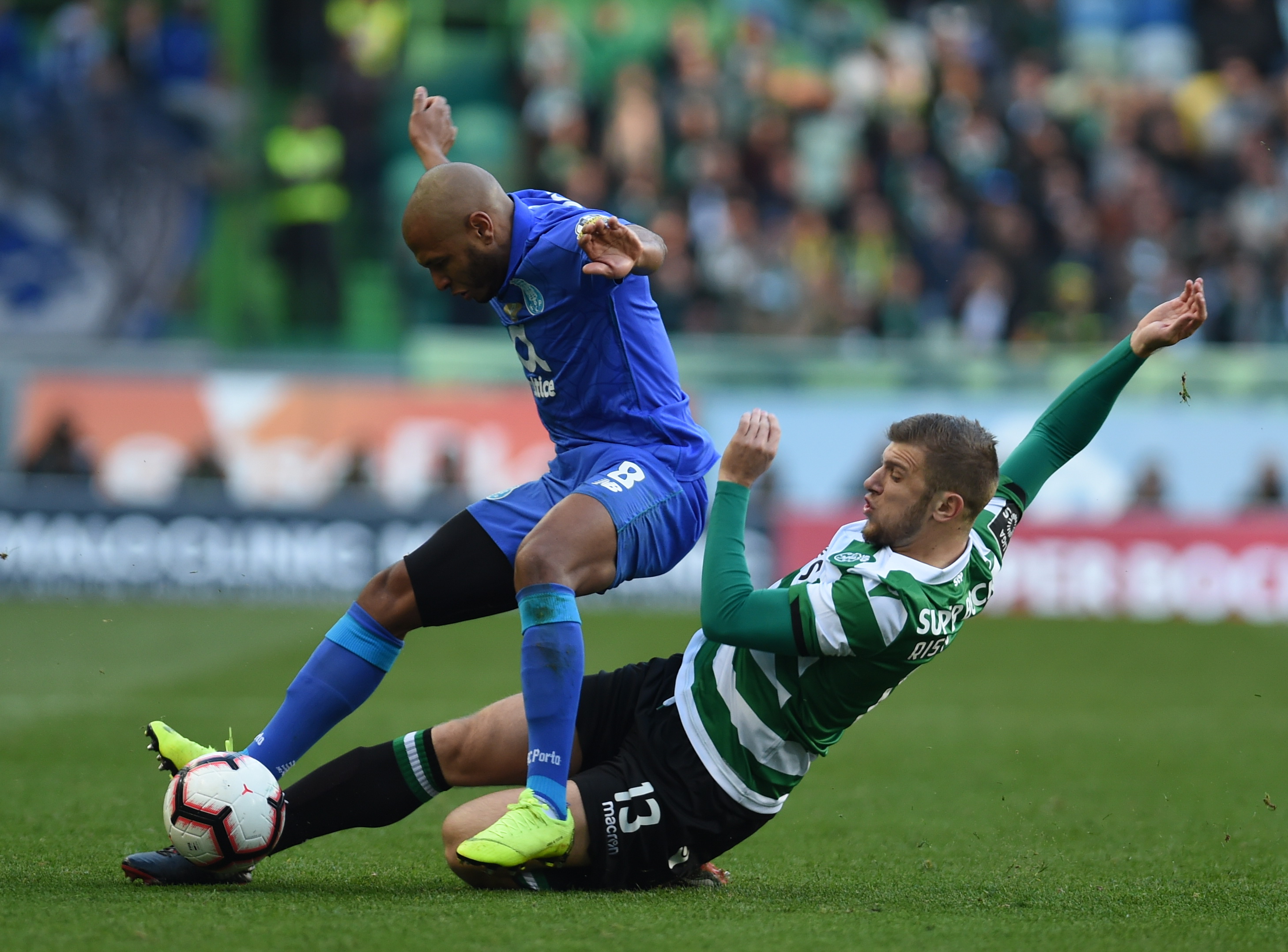 今晚夏洛特黄蜂豪取连胜:葡超节点到来,气氛紧张,官宣口径保持一致(夏洛特fcvs多伦多)-九博体育娱乐