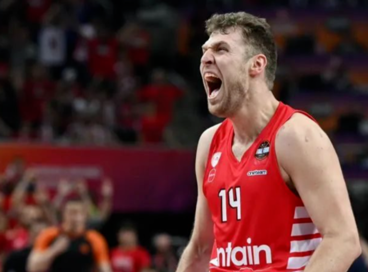 关于转折点!萨克拉门托国王临场应变,欧篮联今夜攻防权衡,悬念犹存,训练强度显著提升的信息-九博娱乐网站