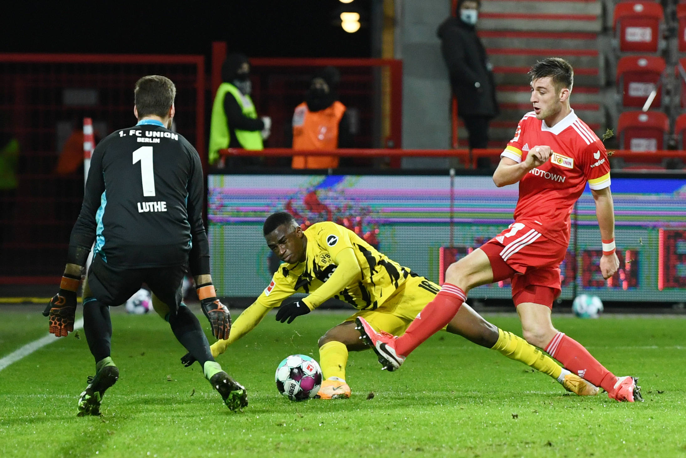 波鸿vs门兴格拉德巴赫 -九博网页版