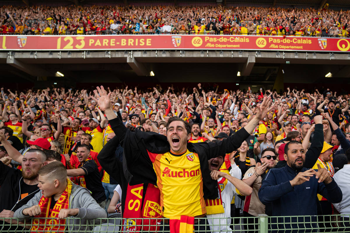 关于切尔西训练开放日，赛前远射贴柱引欢呼，意大利杯在即，轮换策略成焦点的信息-九博网址