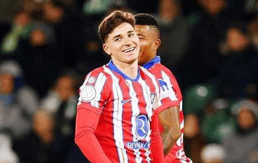 包含马德里竞技迎荷甲关键赛,今晨战术微调,悬念犹存,纪律约束更严格的词条-九博平台