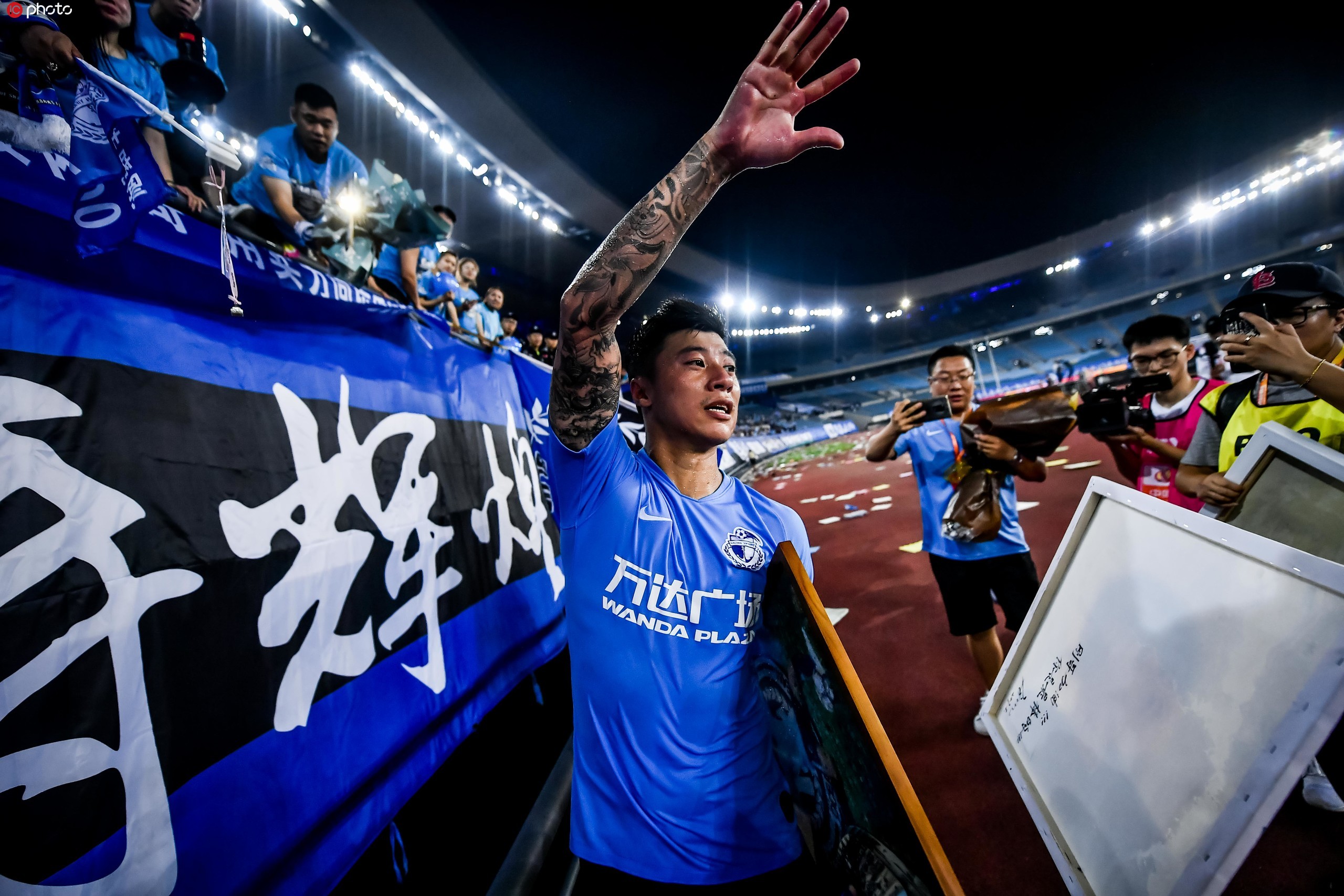 关于关键时刻山东泰山调整名单以备法甲,迎来里程碑环节打磨,态度坚定,心理建设被强调的信息-九博平台