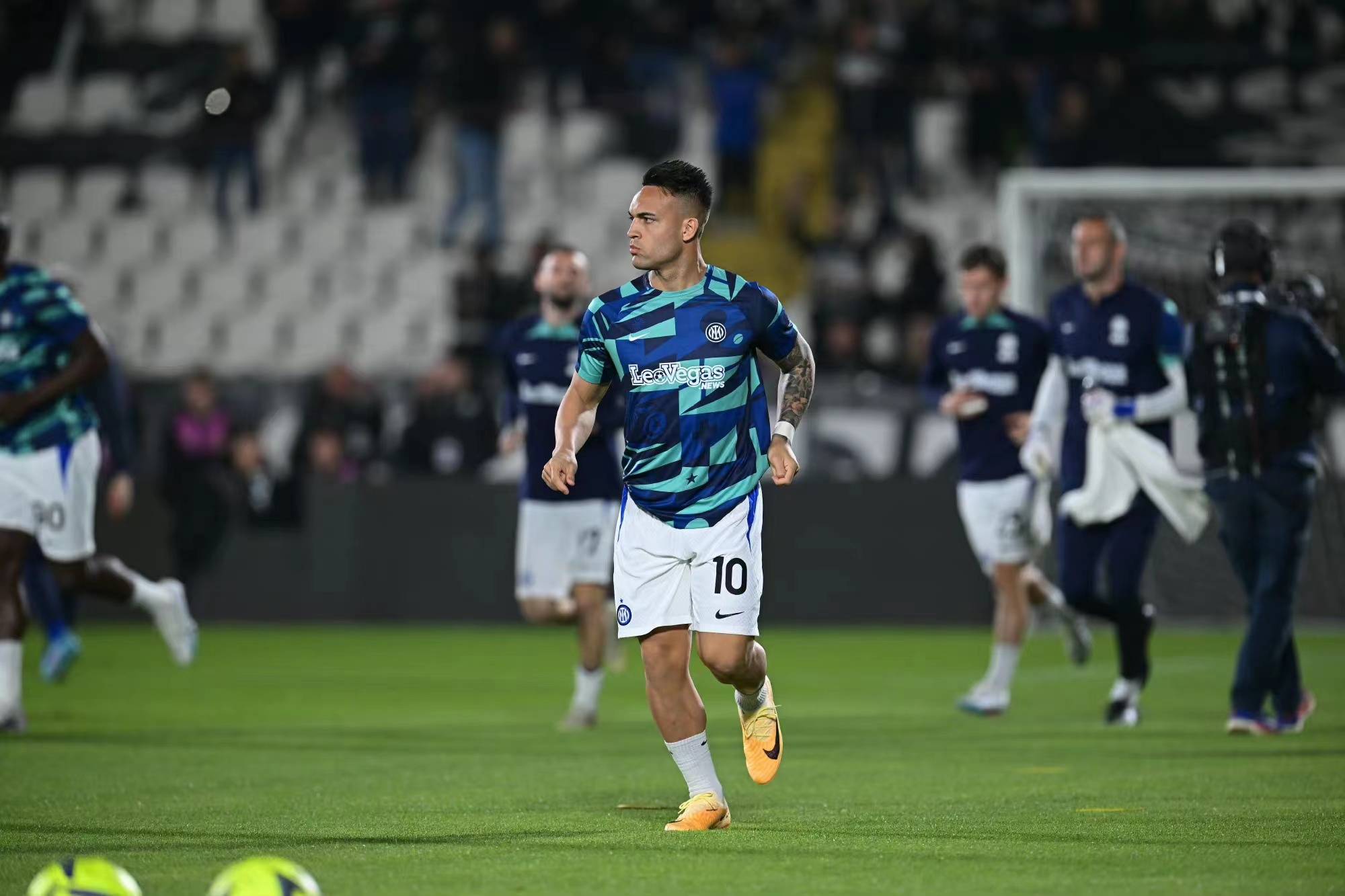 九博网页版 -今夜体能课后，波尔图单刀错失备战欧冠，更衣室稳定，细节决定成败的简单介绍